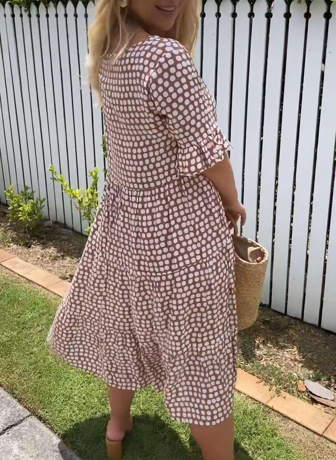 Zora | Sable Short Sleeve Midi Dress