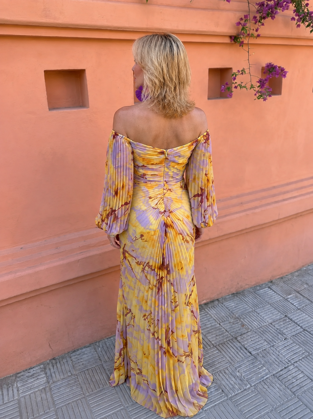 GRETA™ | LONG FLORAL DRESS WITH A DEEP NECKLINE